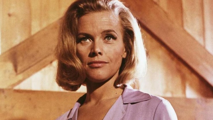 A atriz Honor Blackman, a icônica bondgirl, morre aos 94 anos    Cultura   iG