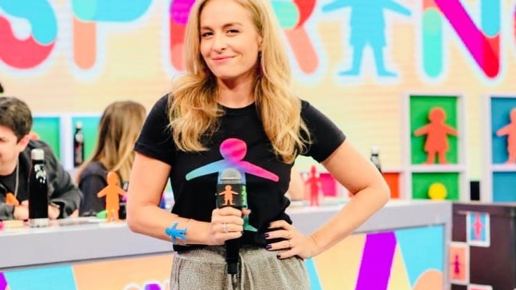 Angélica revela insatisfação com adiamento de novo programa   Celebridades   iG