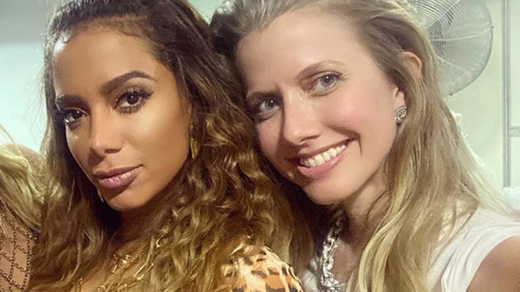 Anitta anuncia live sobre politica com Gabriela Prioli   Celebridades   iG