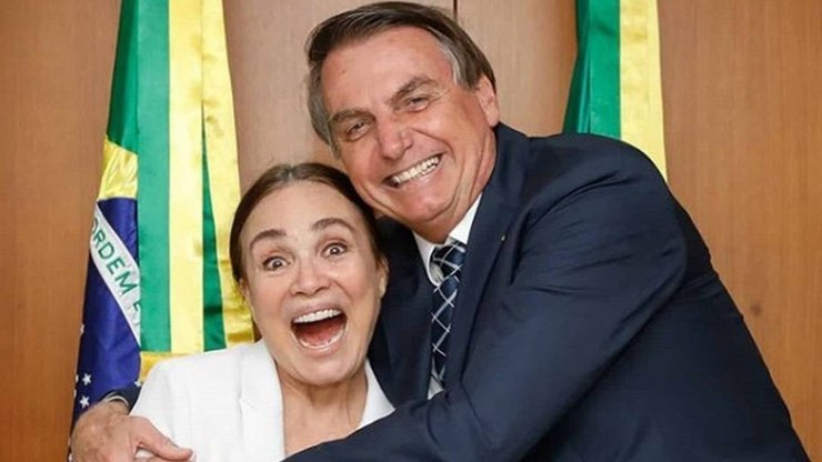 Após sumiço, Regina Duarte segue apoiando Bolsonaro   Cultura   iG