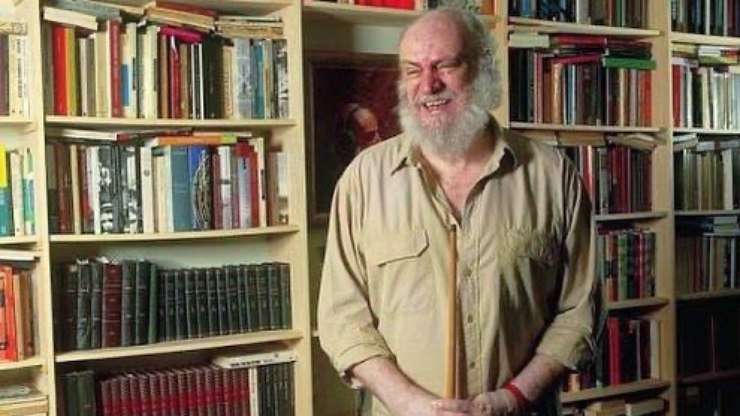 Em estado grave, Aldir Blanc é internado com suspeita de Covid 19   Celebridades   iG