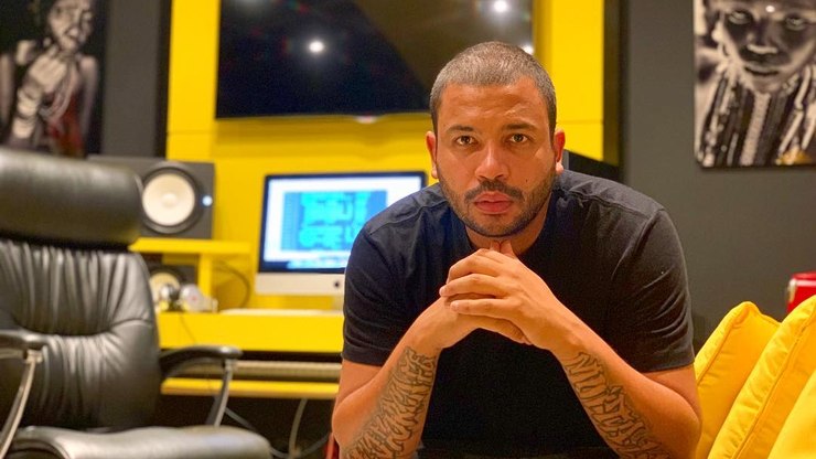 Em meio à pandemia de Covid 19, Projota lança música sobre fé   Cultura   iG