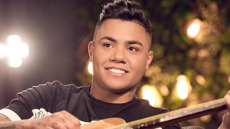 Felipe Araújo revela quanto paga de pensão para o filho   Celebridades   iG