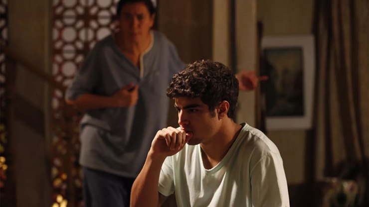 Griselda aceita Antenor de volta em casa em