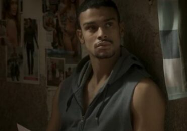 Jacaré vigia Rafael para encontrar Nina em ‘Totalmente Demais’ – TV & Novelas – iG
