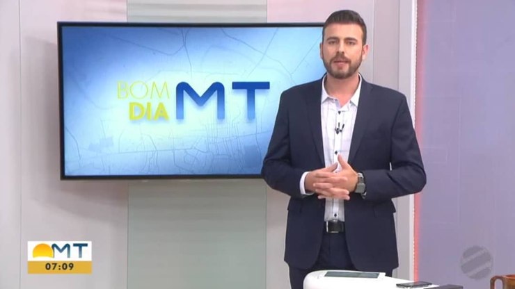 Jornalista da Globo é demitido após deixar nude aparecer ao vivo   TV & Novelas   iG