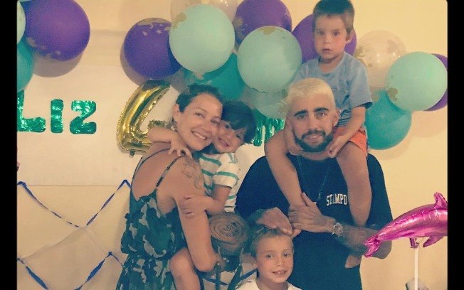 Luana Piovani posta foto com Pedro Scooby e os filhos 