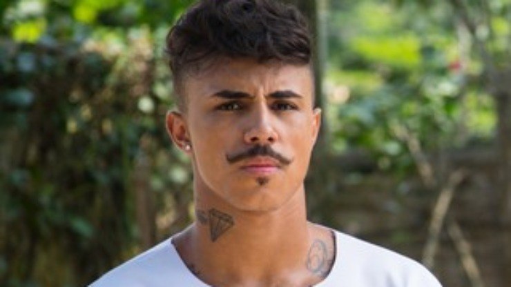 MC Gerex surge com boca sangrando e acusa MC Livinho de agressão   Fofocas dos Famosos   iG