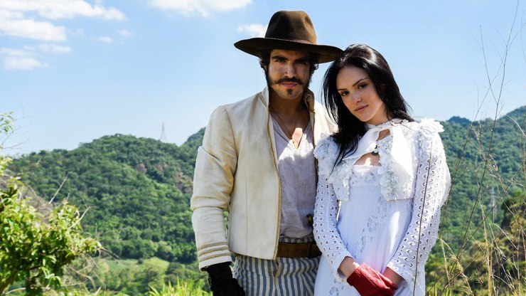 Mesmo com Leopoldina, Pedro tenta seduzir Anna em