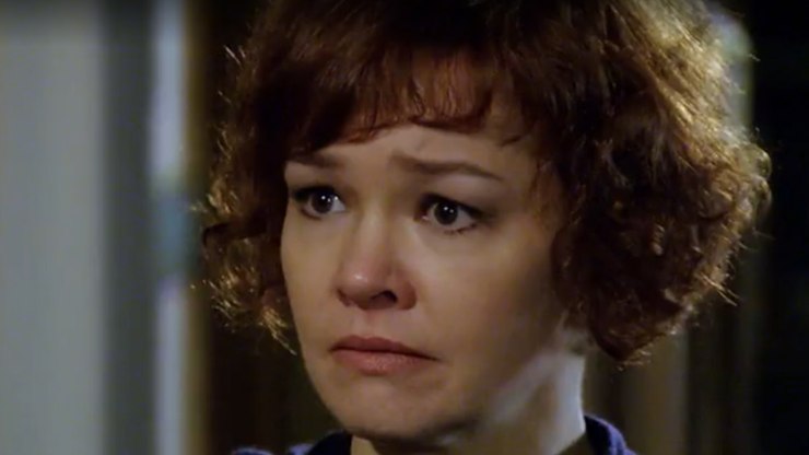 Paulo conta a Esther que dormiu com outra em