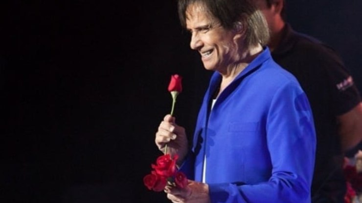 Roberto Carlos fará live no dia de seu aniversário   Cultura   iG