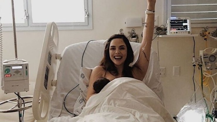 Titi Muller dá a luz ao seu primeiro filho, Benjamin   Celebridades   iG