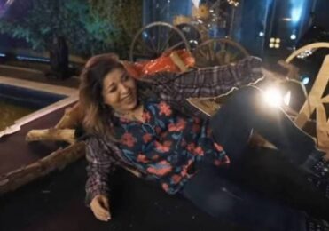 Vídeo: Roberta Miranda cai em live: ‘Bumbum está machucado’ – Fabia Oliveira – iG
