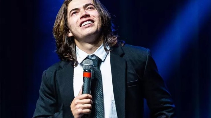 Whindersson Nunes diz que não superou o divórcio e rebate crítica   Celebridades   iG