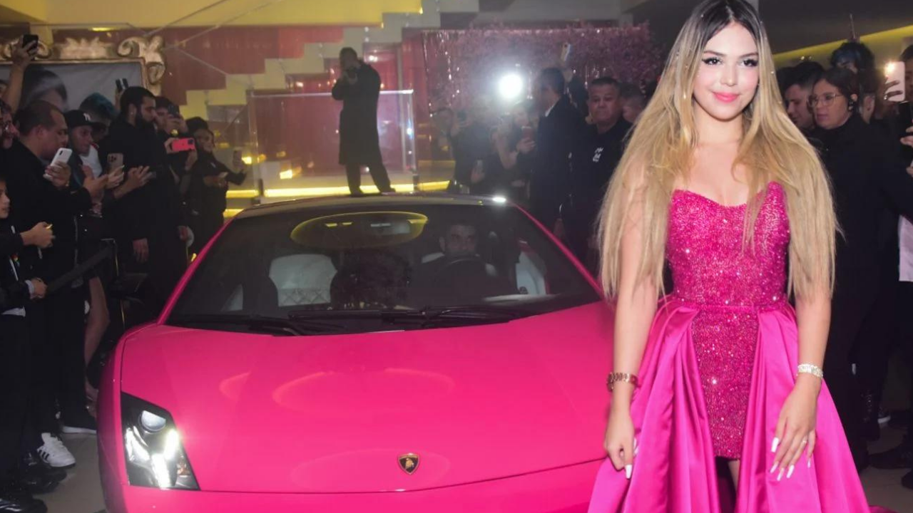 MC Melody Ganha Lamborghini rosa de 1,3 Milhões em Festa de 15 anos