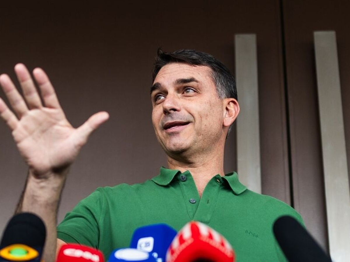 Cristian Cravinhos declara voto em Flávio Bolsonaro e defende combate à impunidade