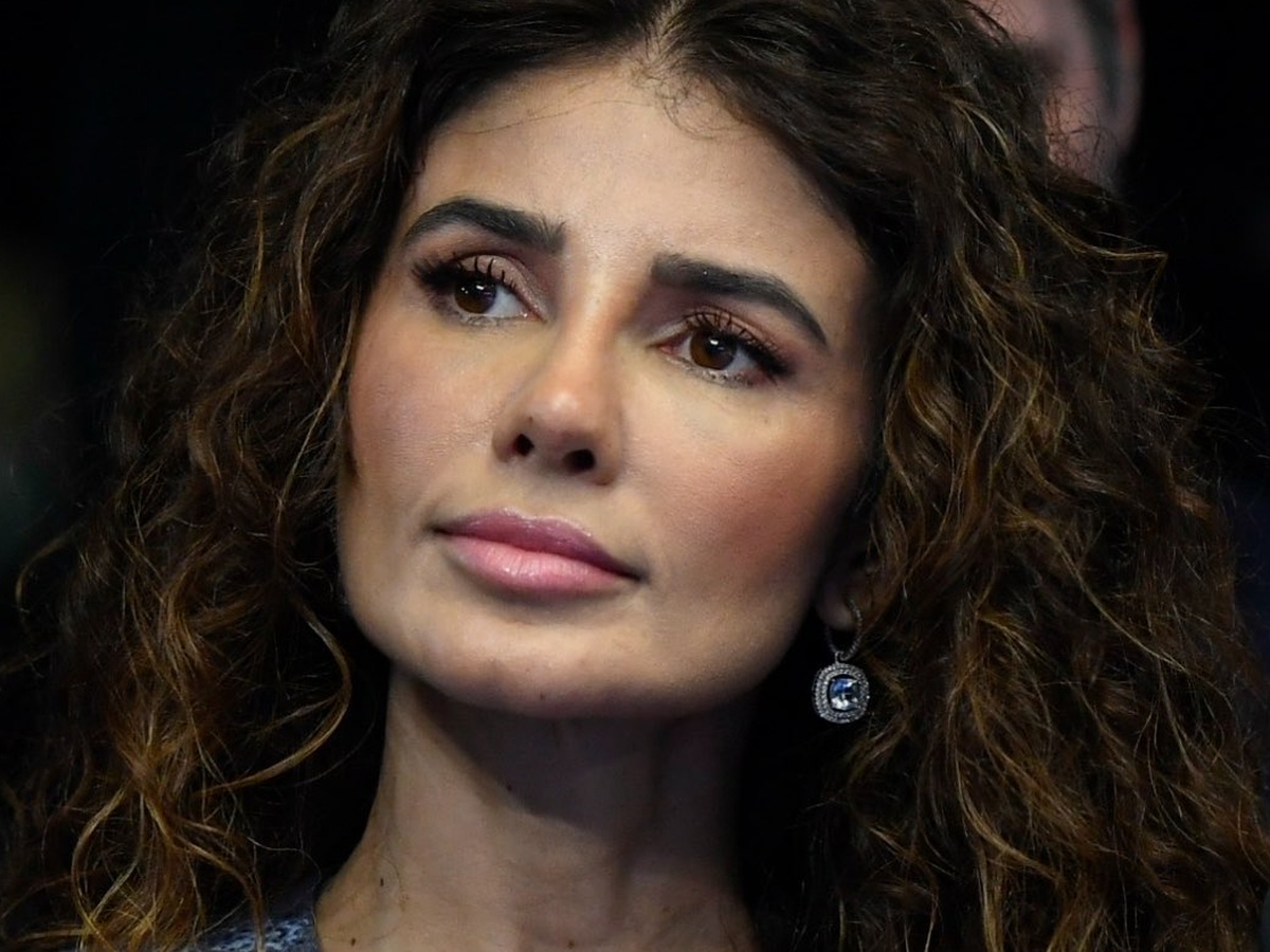 Paula Fernandes completa 42 anos